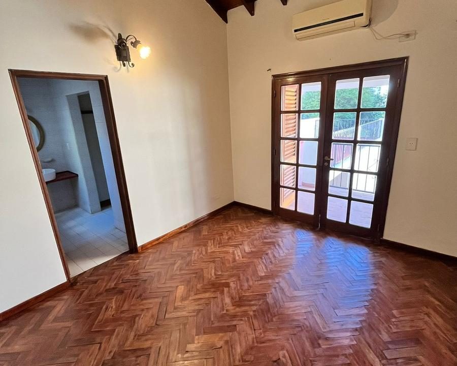 7365493_108905296834022637266794756323802168101754619553715959318675297811954981753803