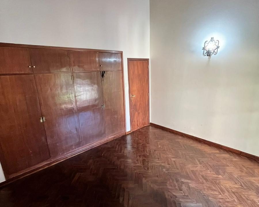 7365493_48326566930159650609484855310599116532038915683687835959955857410757133999720