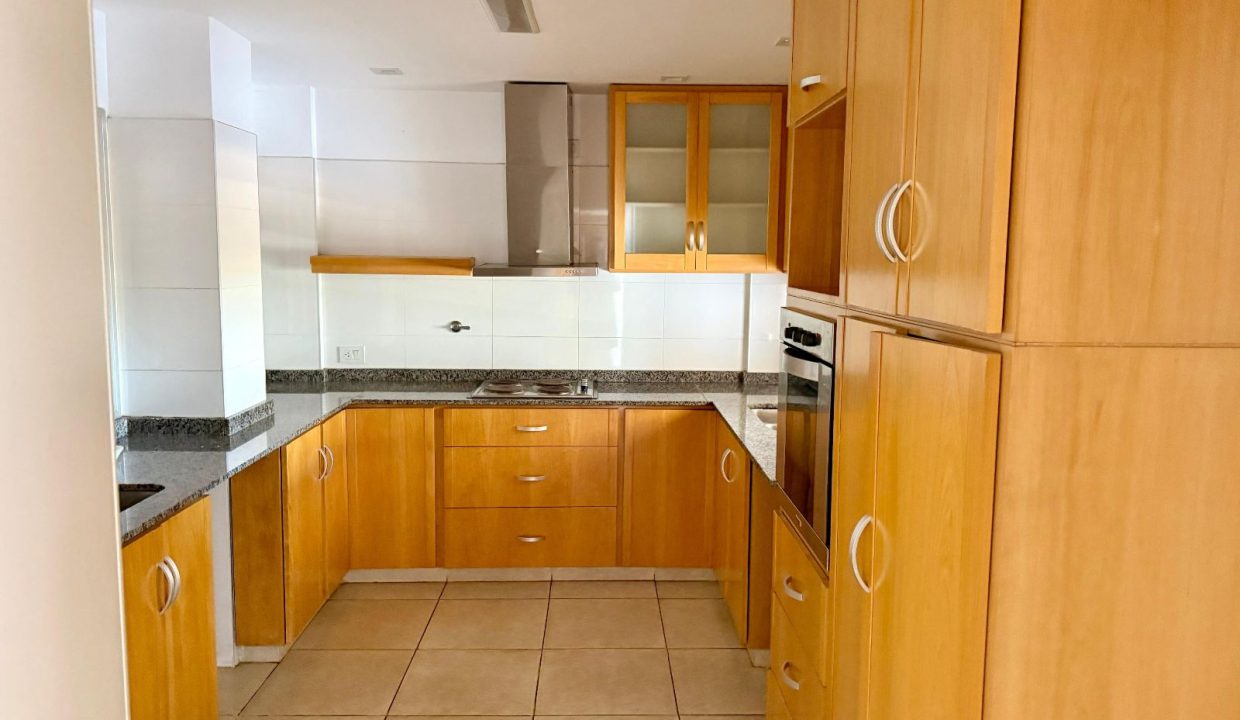 7968659_11283402608499566811211452771775451512532430517103608985911367695276677761201