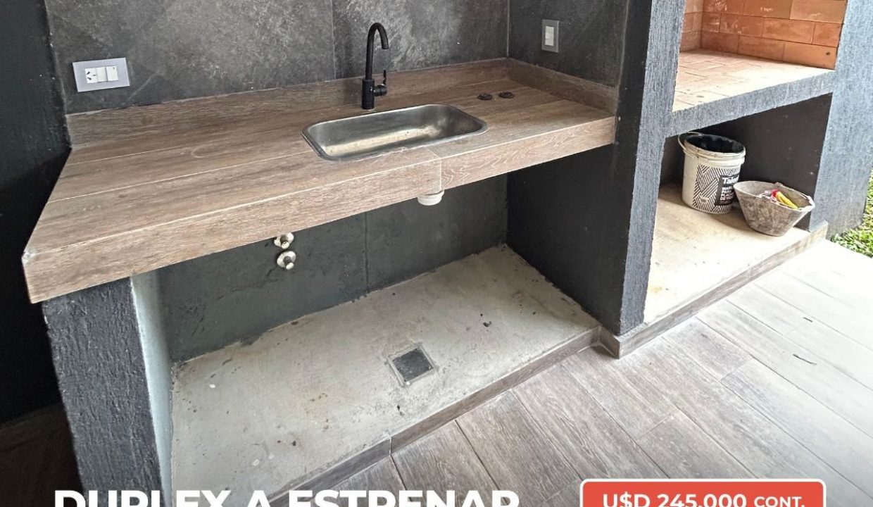 8000589_102842996469705835824079541934941620457117152718236534776263498119920229806735